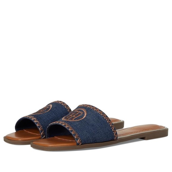 Tommy Hilfiger Women's Pezley Flat Sandal - Picture 1 of 1